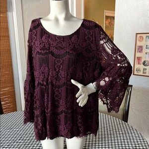 Elegant Lace Women’s Top - Plum